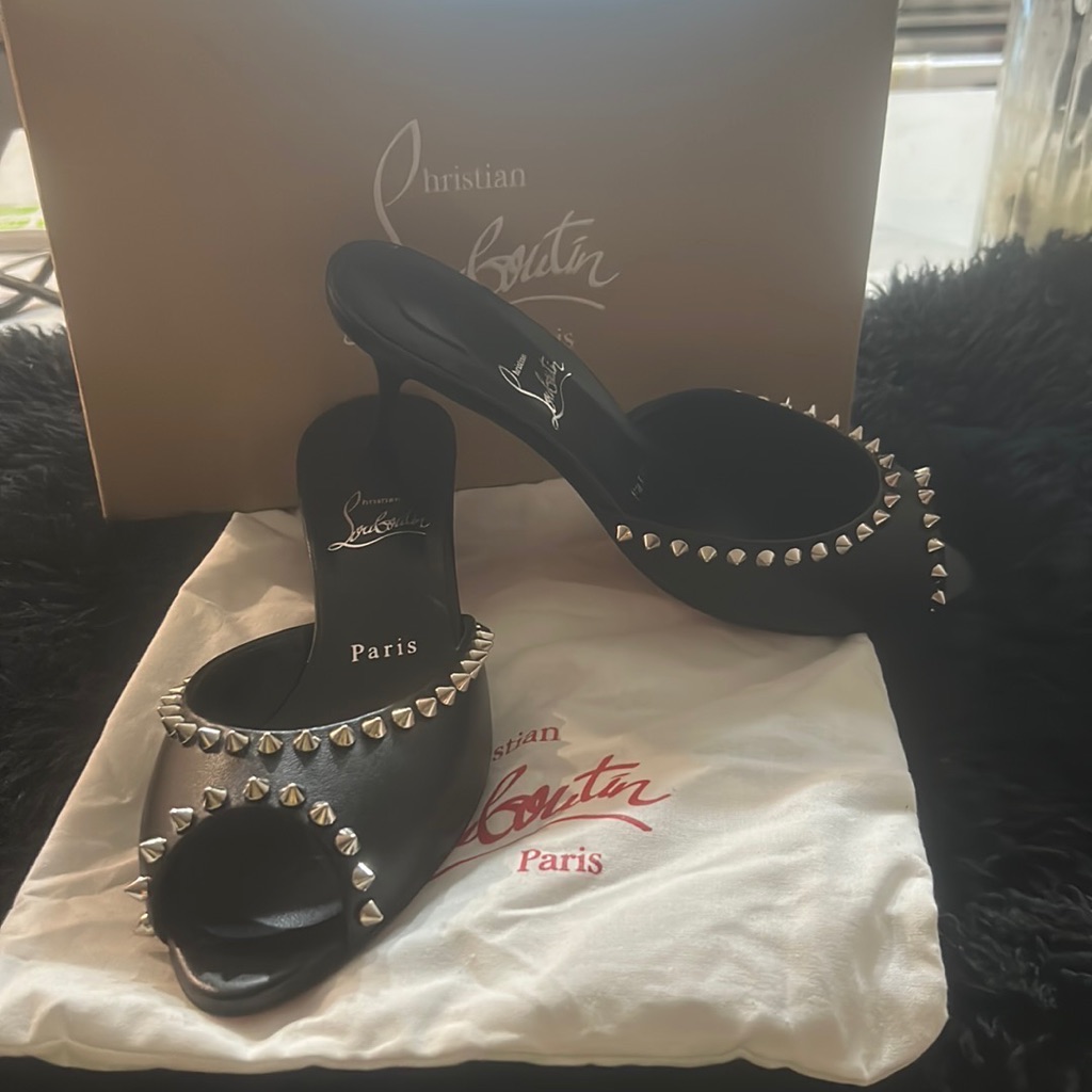 Brand New Christian Louboutin Me Dolly Spike 55